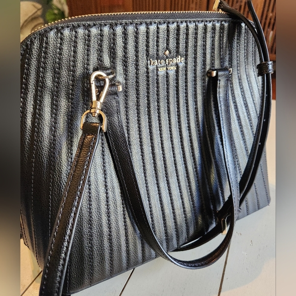 Kate Spade Black Leather Patterson Drive Quilted Large Dome Satchel Adjustable - Picture 7 of 13